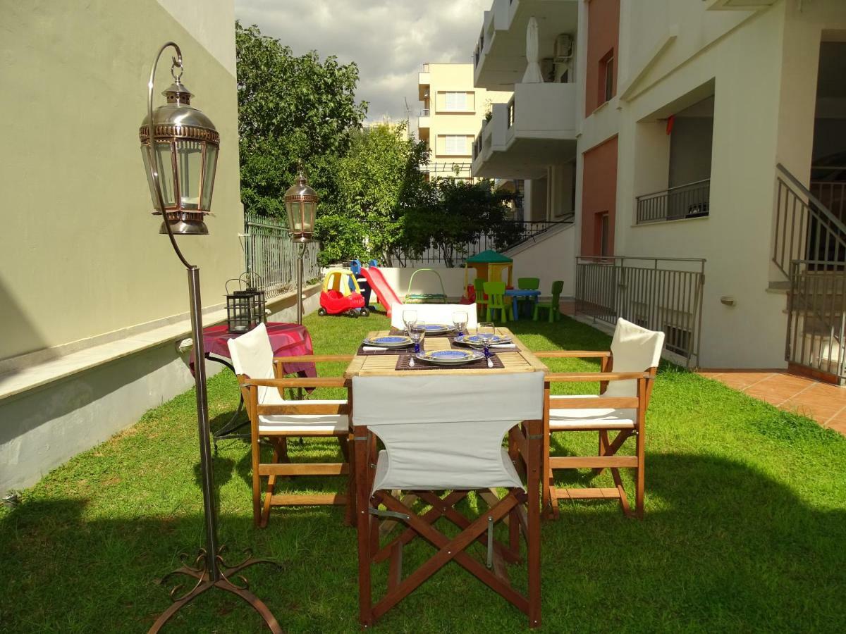 Dreamy Studio With Private Garden Atenas Exterior foto